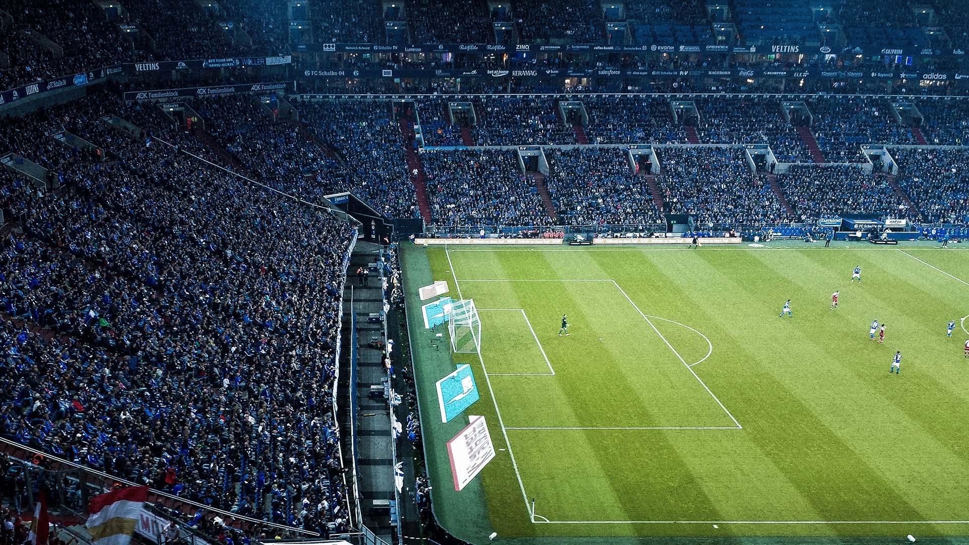 “足球+智慧场馆”在全国多地铺开，行业基础设施不断升级，智慧城足球场