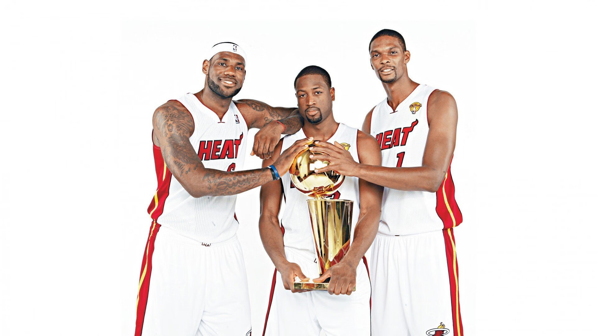 拜仁边路传中战术：套路升级，制造得分机会，拜仁传奇边后卫